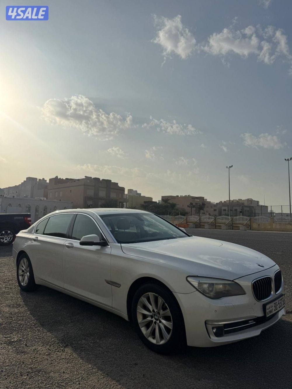 للبيع بي ام 7300