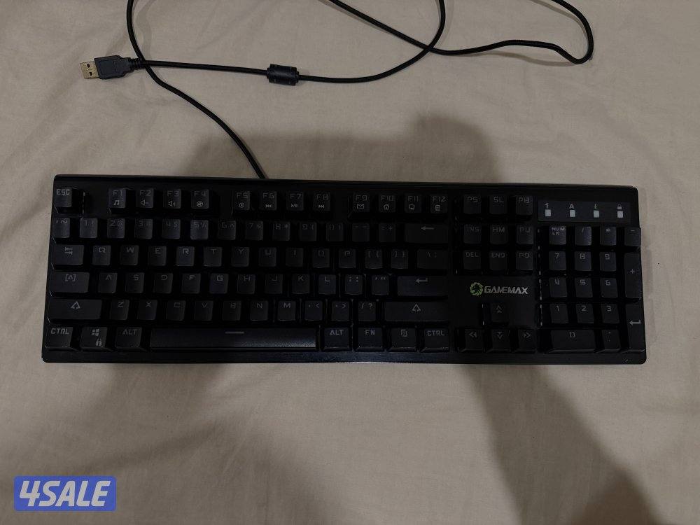 كيبورد قيمنق ميكانكل K8011