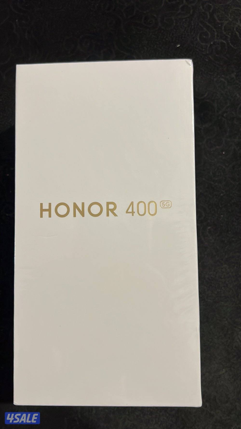 للبيع تلفون honor 400 5G1