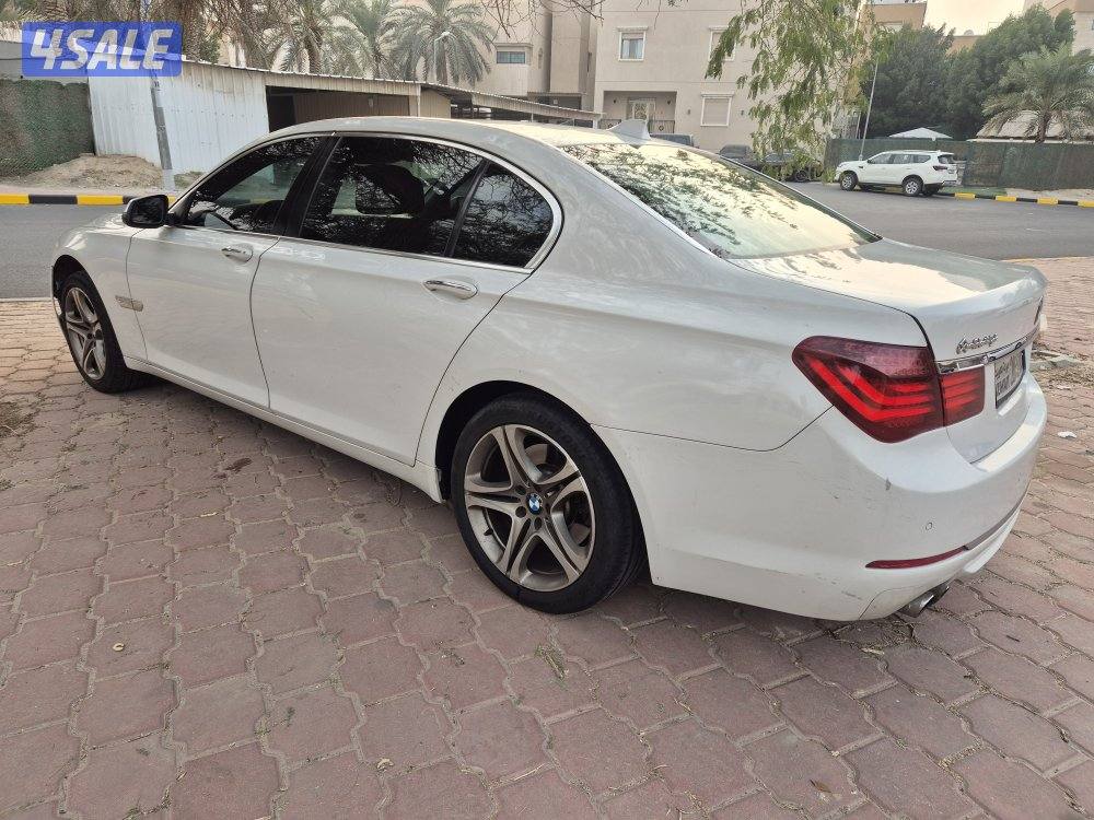 bmw  730Li / 20135
