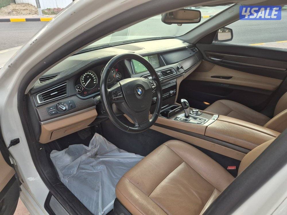 bmw  730Li / 20136