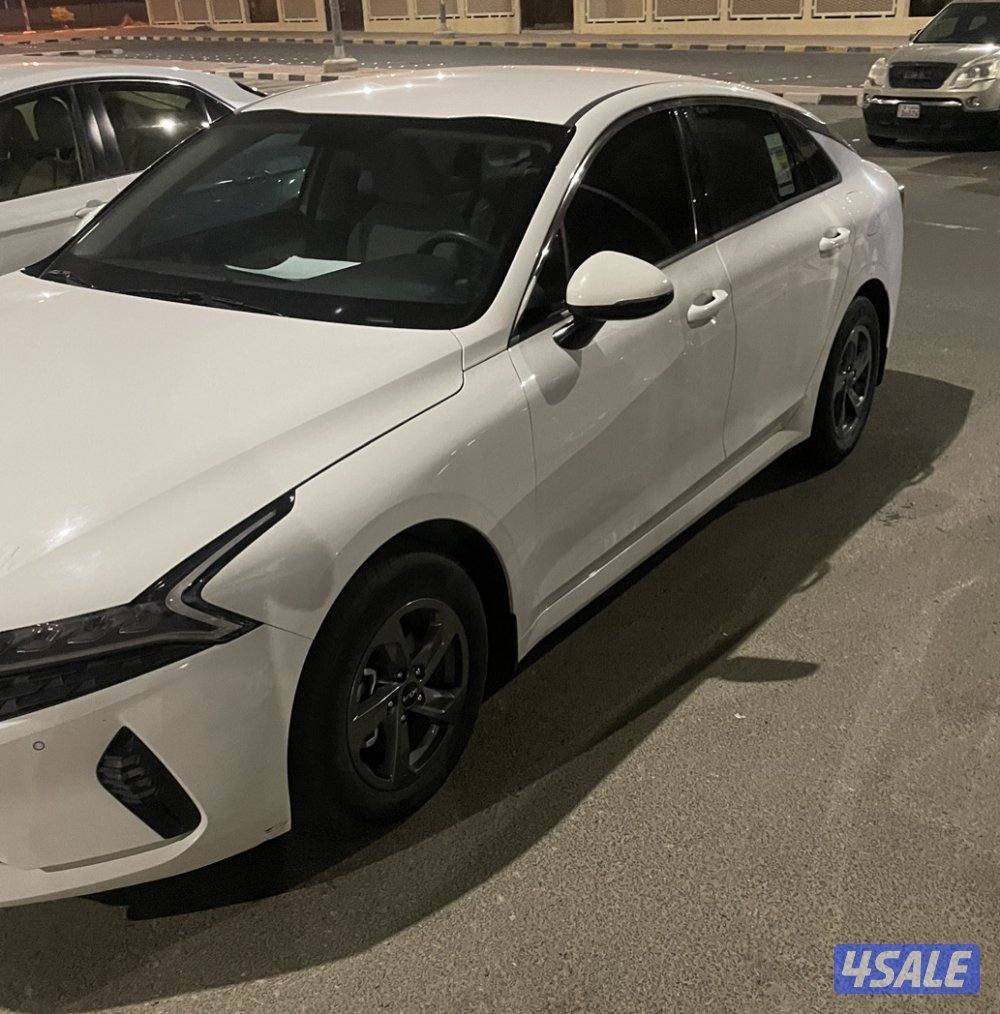 للبيع k5 2023 ابيض2