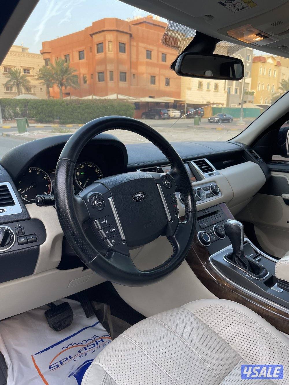 للبيع رنج سيورت 2011 صبغ الوكاله عداد 204 الف9