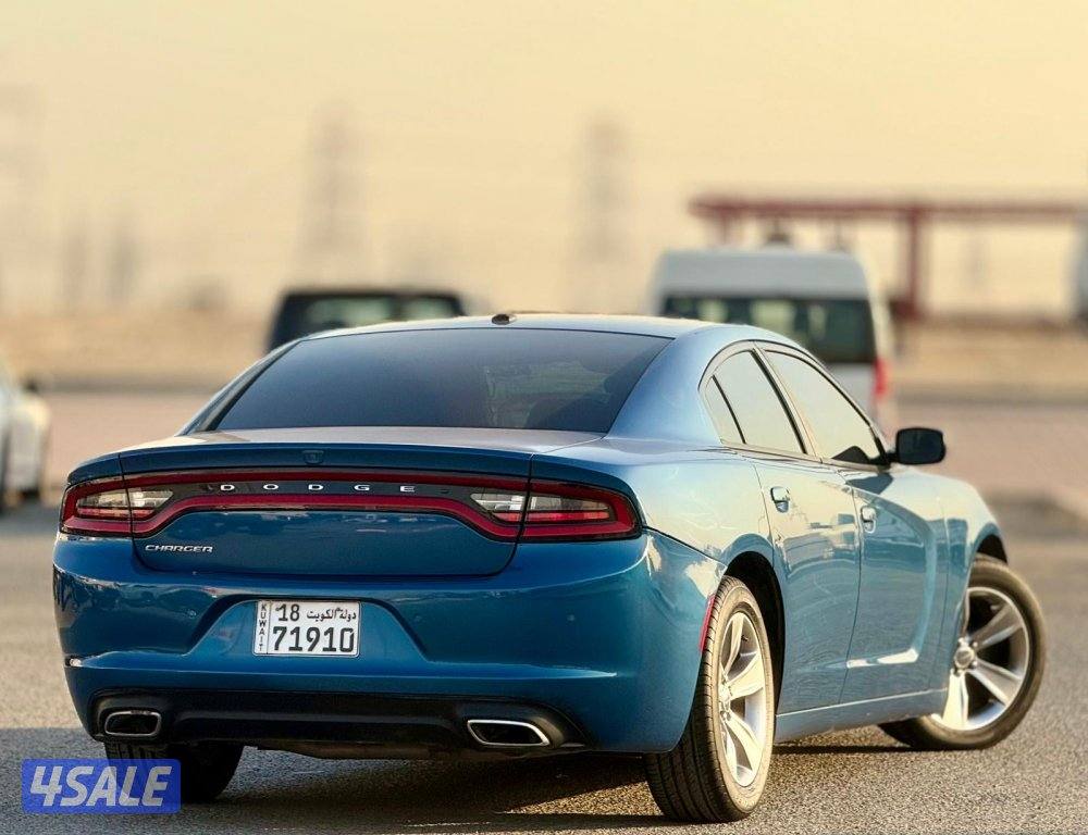 دودج تشارجر 20204