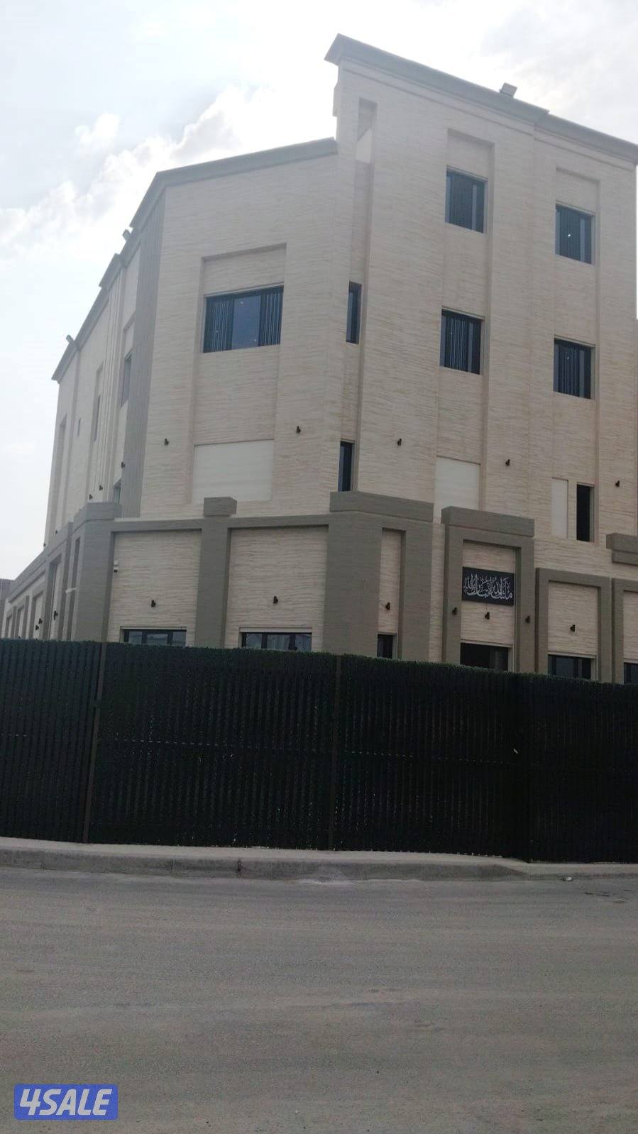 للبيع بالأندلس ق١٠ سرداب ودوران بطن وظهر بياع ٤١٠ الف ٧٥٠ متر3