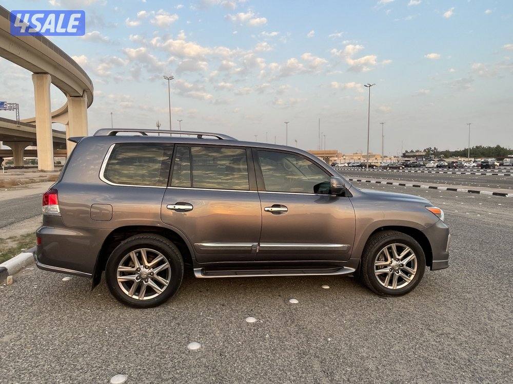 لكزس LX 570  14  الدرجه الاولي الساير3