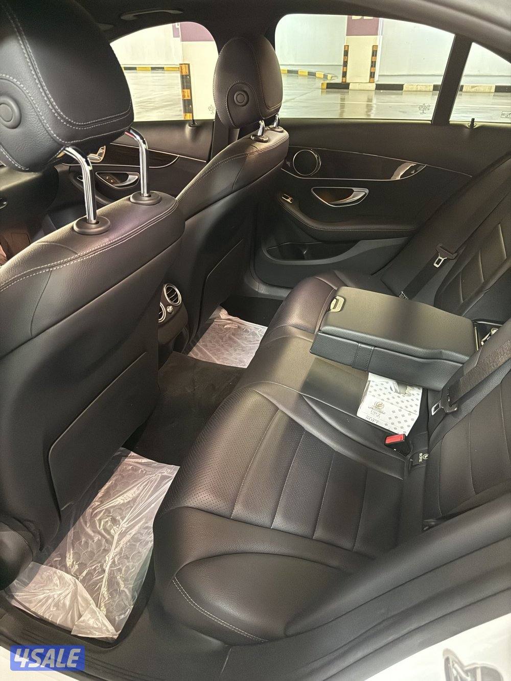 مرسيدس c300 شرط الفحص وارد امريكا2018 مو محتاجة ولا دينار5