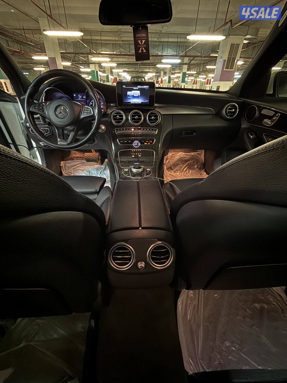 مرسيدس c300 شرط الفحص وارد امريكا2018 مو محتاجة ولا دينار8