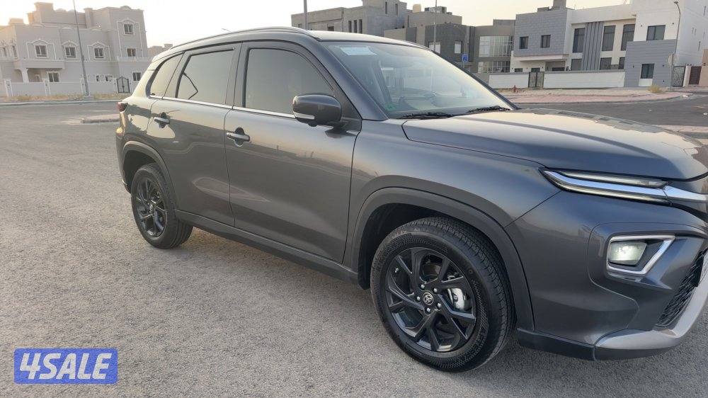 للبيع تويوتا4