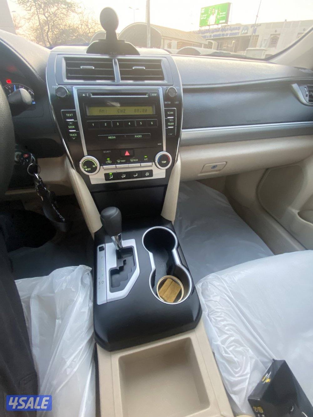 للبيع كامري GL موديل 2014 قمه بالنظافه ممشى 137,0004