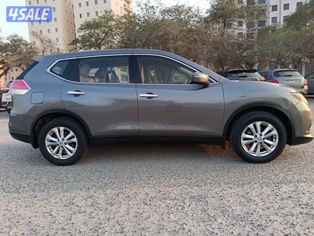 نيسان اكس تريل 2015البابطين بحاله ممتازه صبغ الوكاله1