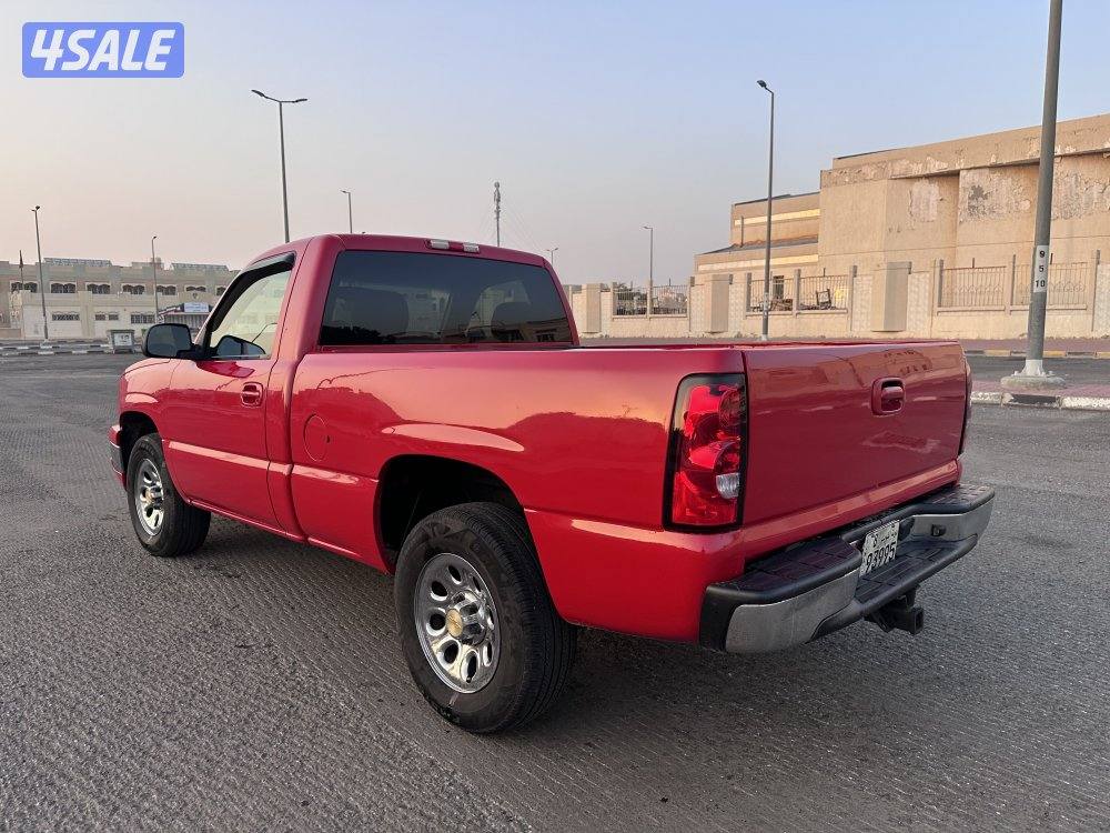 للبيع وانيت سلفرادو موديل ٢٠٠٣1