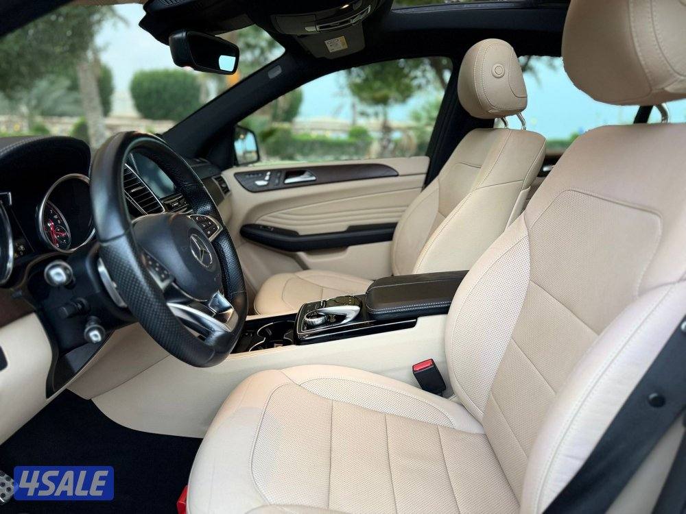 للبيع : مرسيدس GLE450 موديل : 2016 عداد : 158 الف10