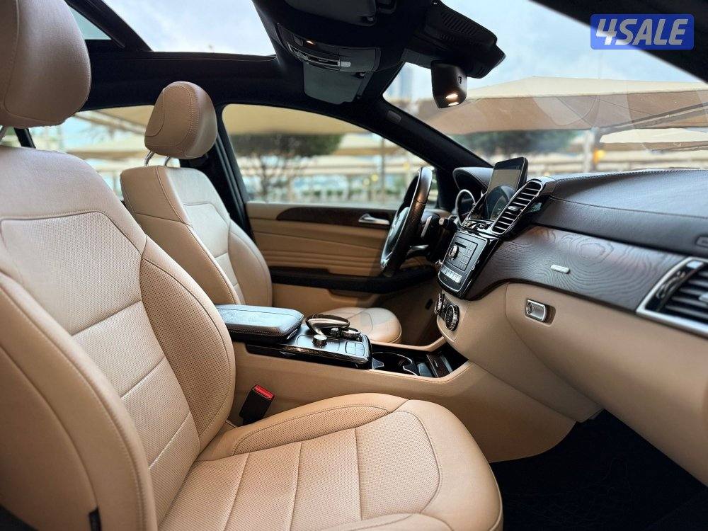 للبيع : مرسيدس GLE450 موديل : 2016 عداد : 158 الف11