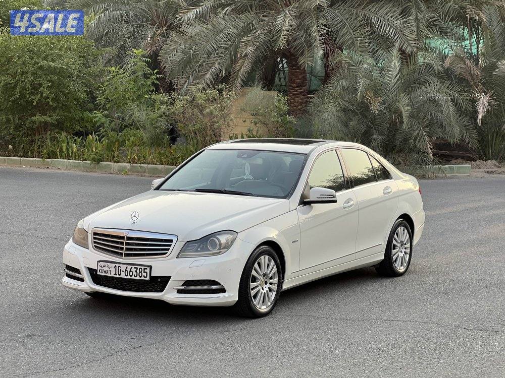 للبيع مرسيدس c200 موديل 20120