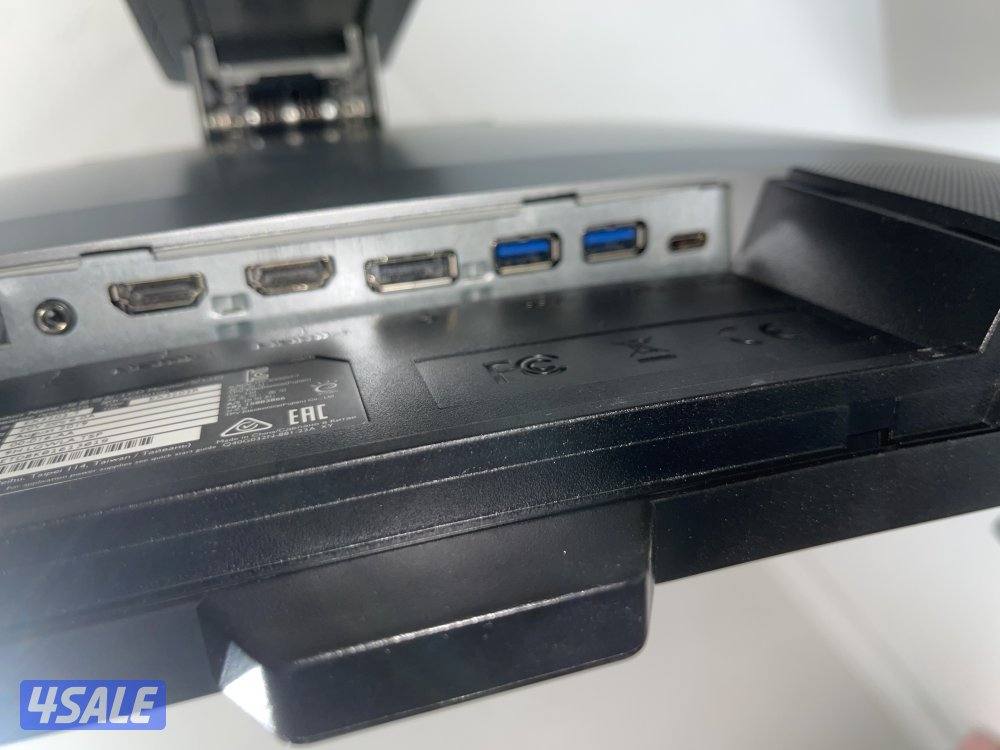 شاشه BenQ EX3203R 2k 144Hz2