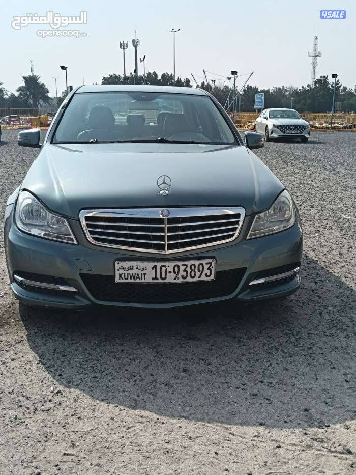 مرسيدس c200 موديل 20124