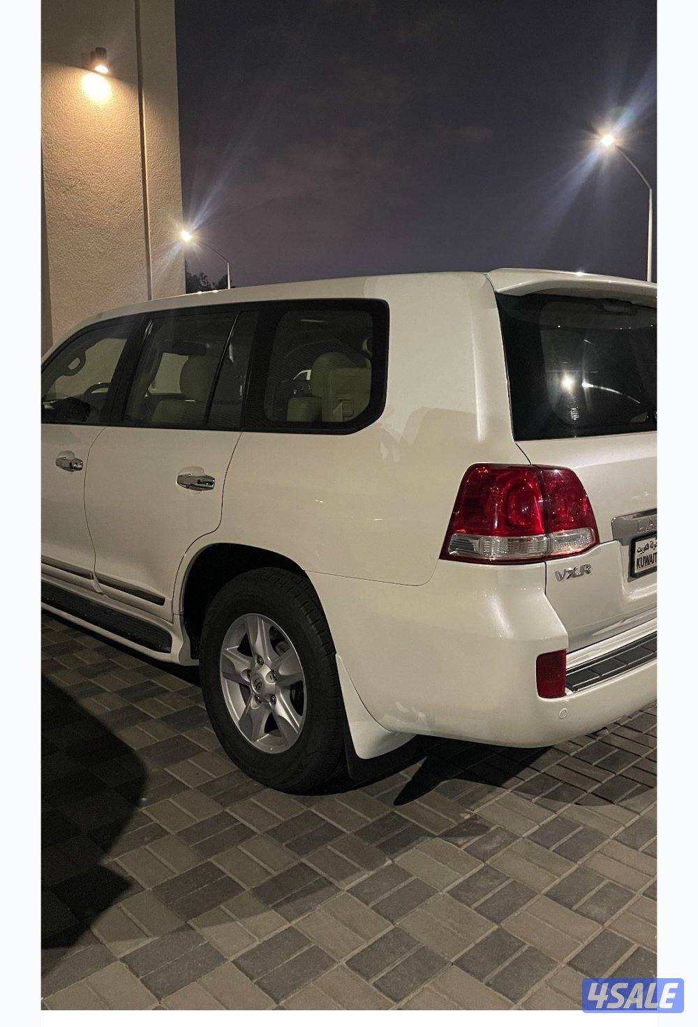 فكسار ٢٠١٠1