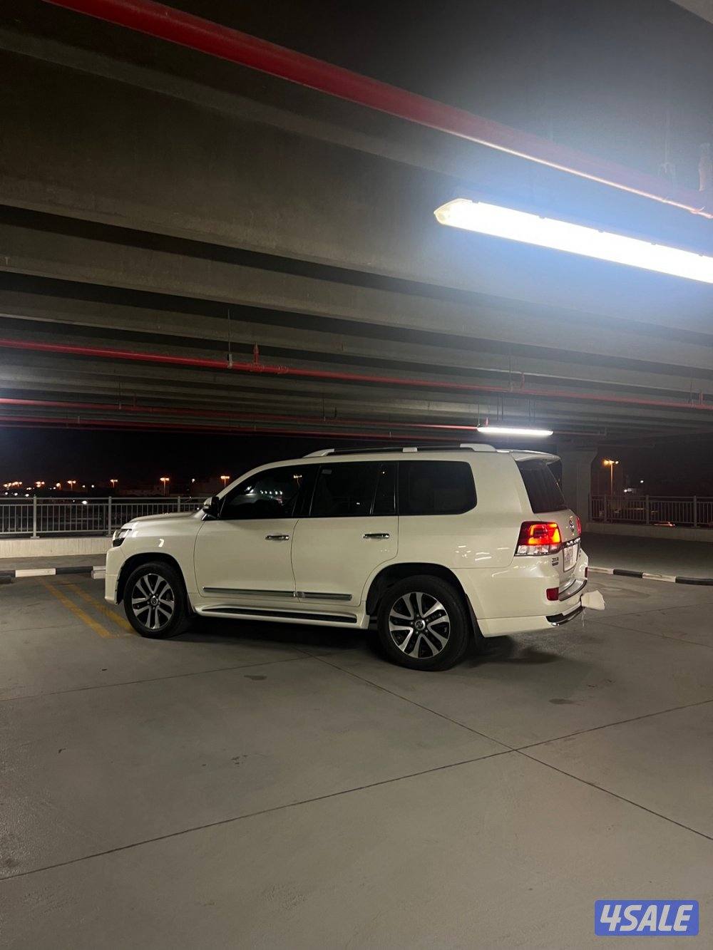 لاندكروزر قراند تورنق4