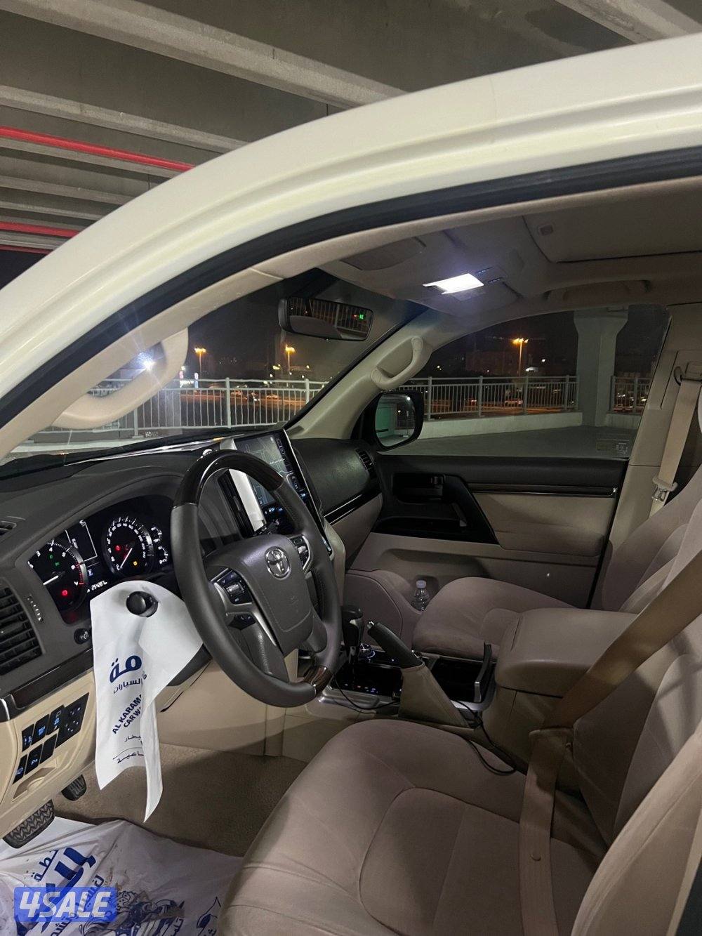 لاندكروزر قراند تورنق5