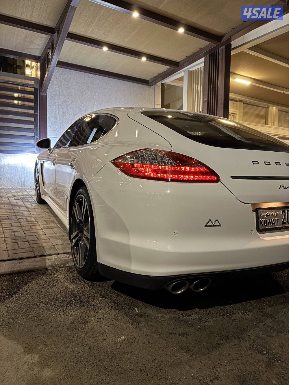 بورش باناميرا 20122