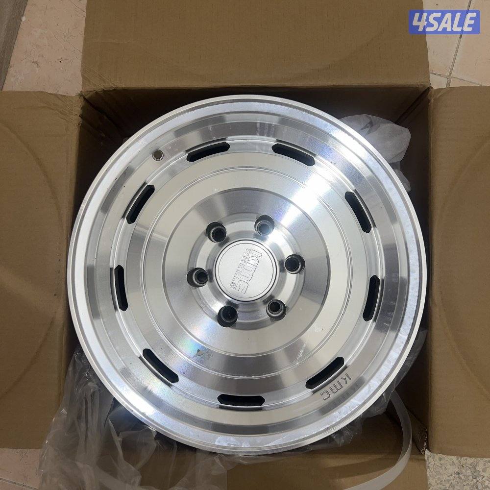 رنقات kmc حجم ١٧، ٦ براغي نظاف1