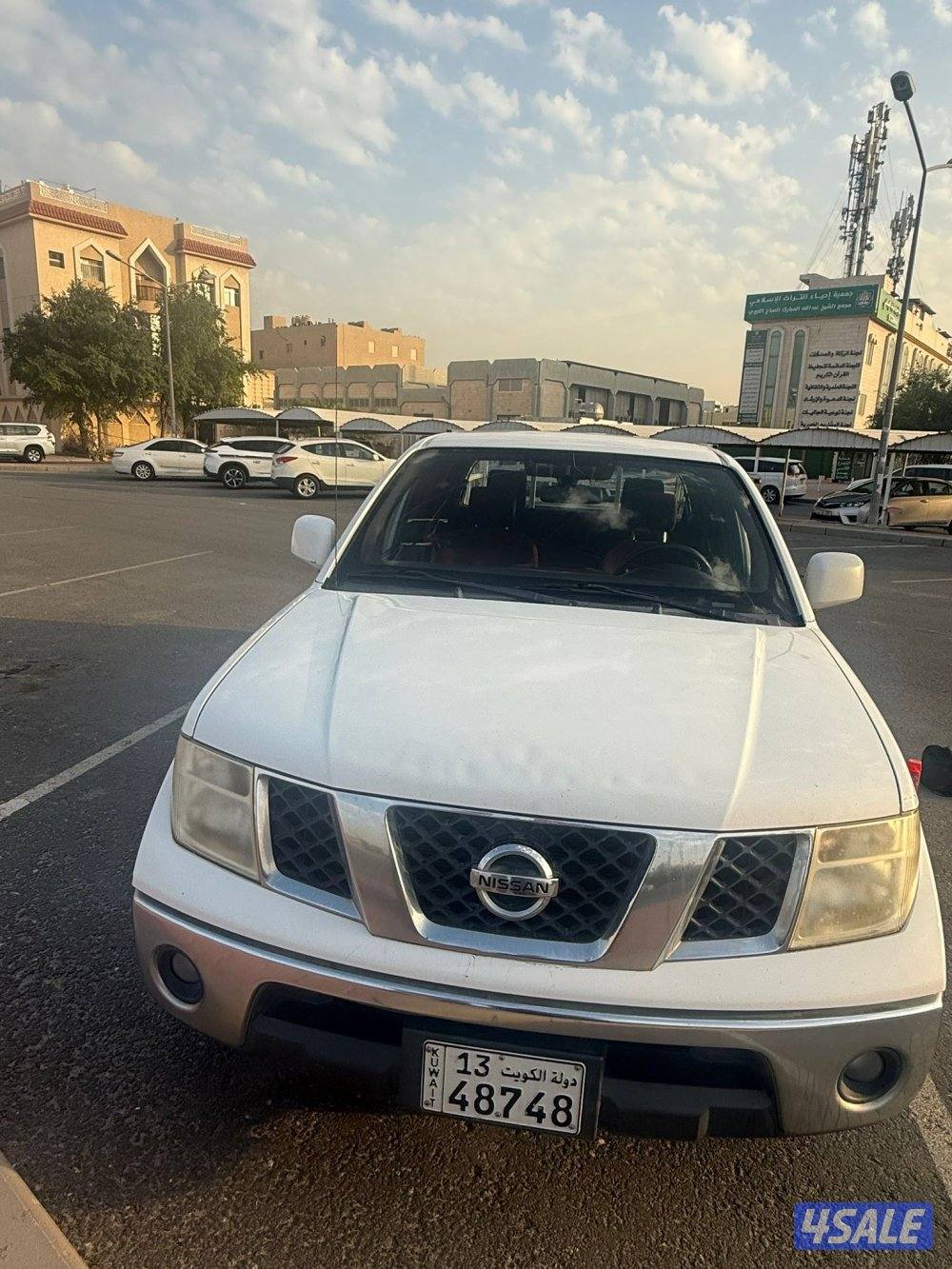 للبيع وانيت نيسان نافارا ٢٠١٥6