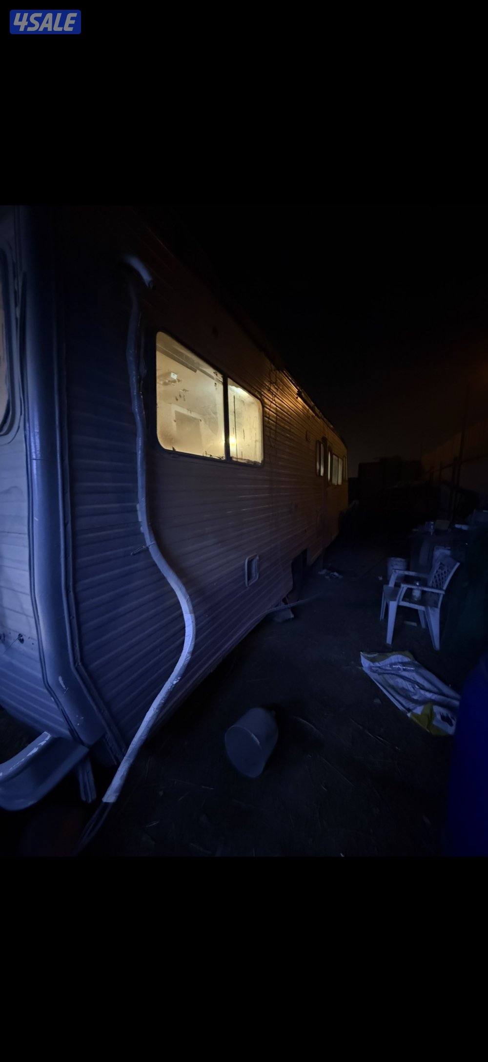 للبيع كرفان امريكي مديل 90   26قدم7