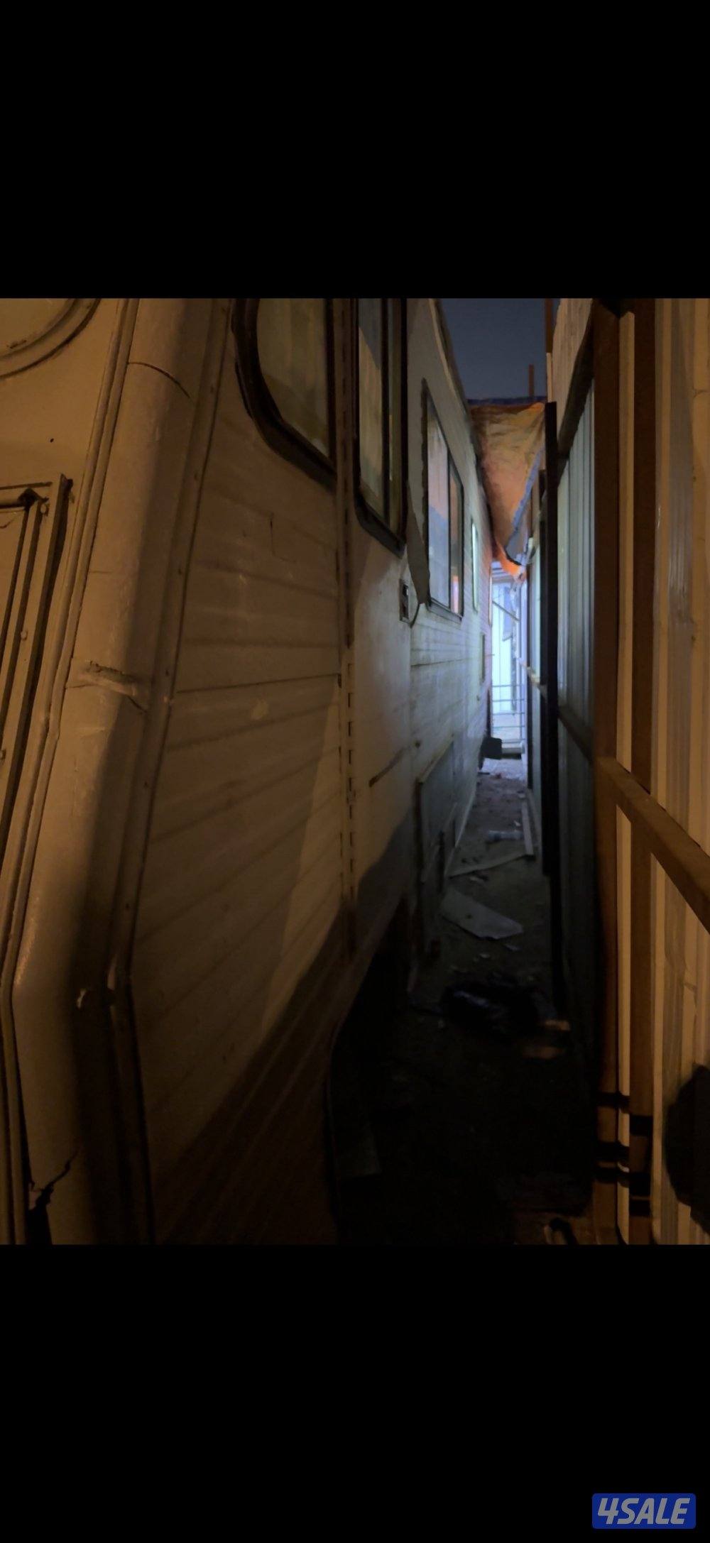 للبيع كرفان امريكي مديل 90   26قدم10