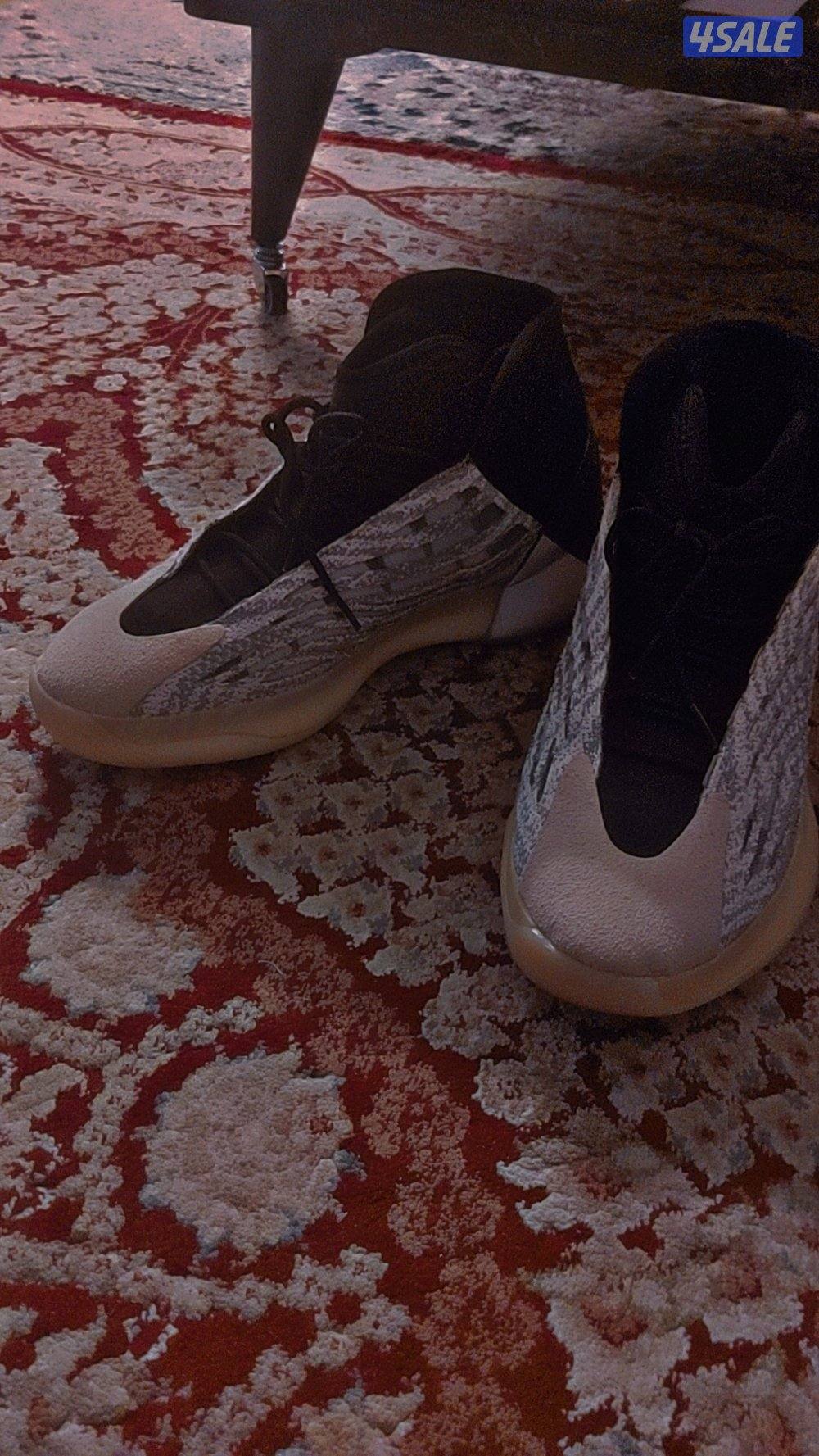 بوط yeezy الاصلي0