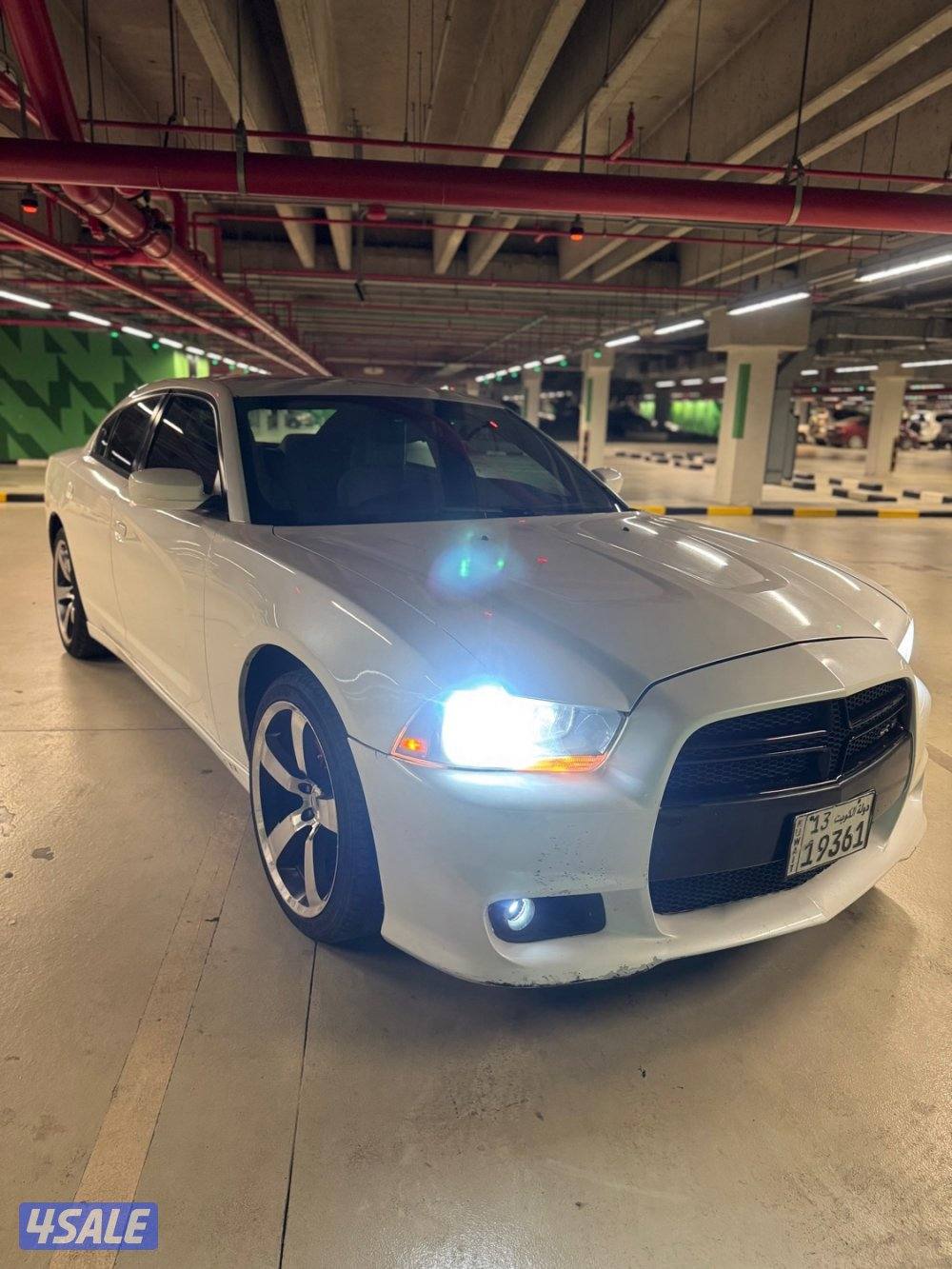 للبيع دوج تشارجر موديل 20141