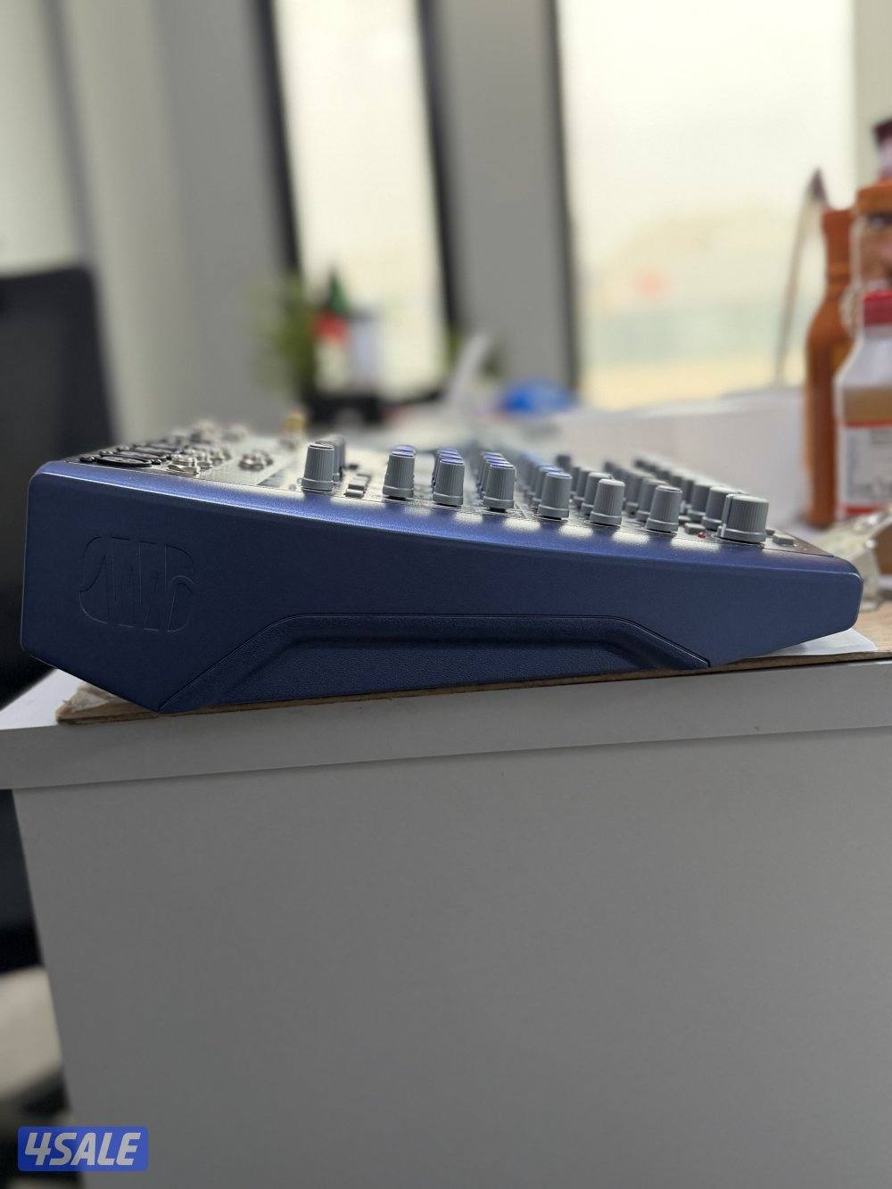 PRESONUS MIXER WITH DIGITAL EFFWCTS2