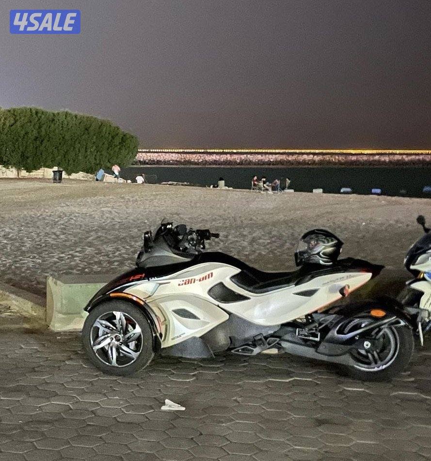 Can-am spyder 2014 rss / sport edition full option2