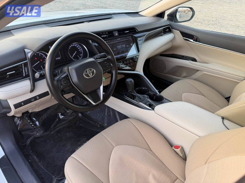 كامري 2020 نظيف جدا وشرط فحص6