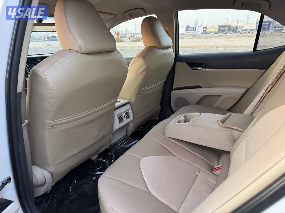 كامري 2020 نظيف جدا وشرط فحص7