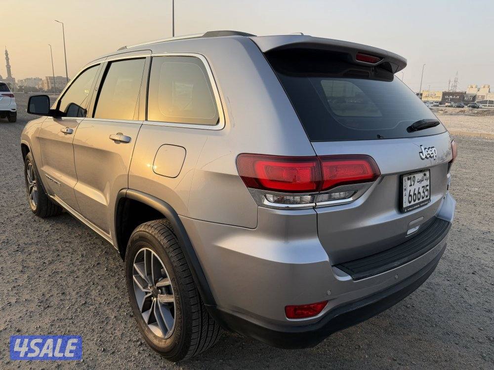 جراند شروكي 2020 لاريدو0