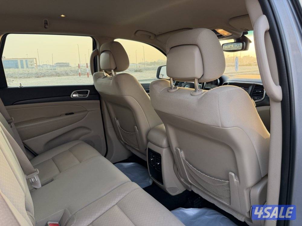 جراند شروكي 2020 لاريدو5