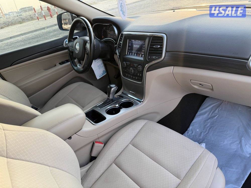 جراند شروكي 2020 لاريدو6