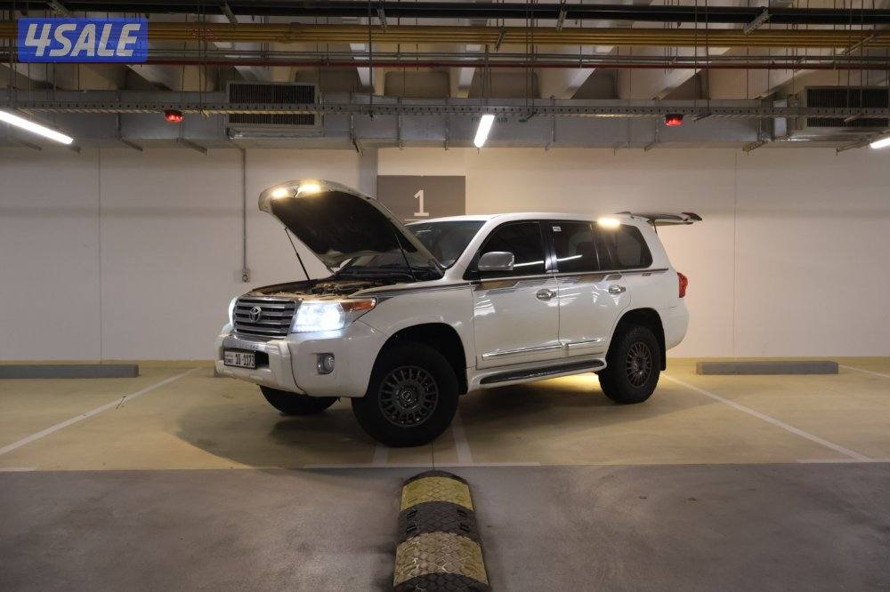 للبيع لاندكروزر8