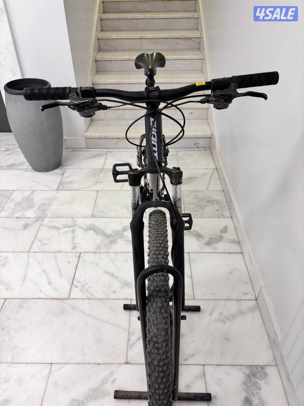 GIANT talon mountain bike1