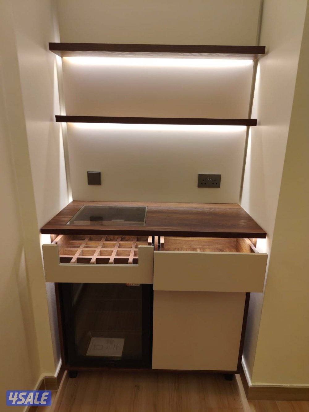 اثاث غرف نوم مودرن ديكورات غرف النوم صالة استقبال باركيه ورق جدران9