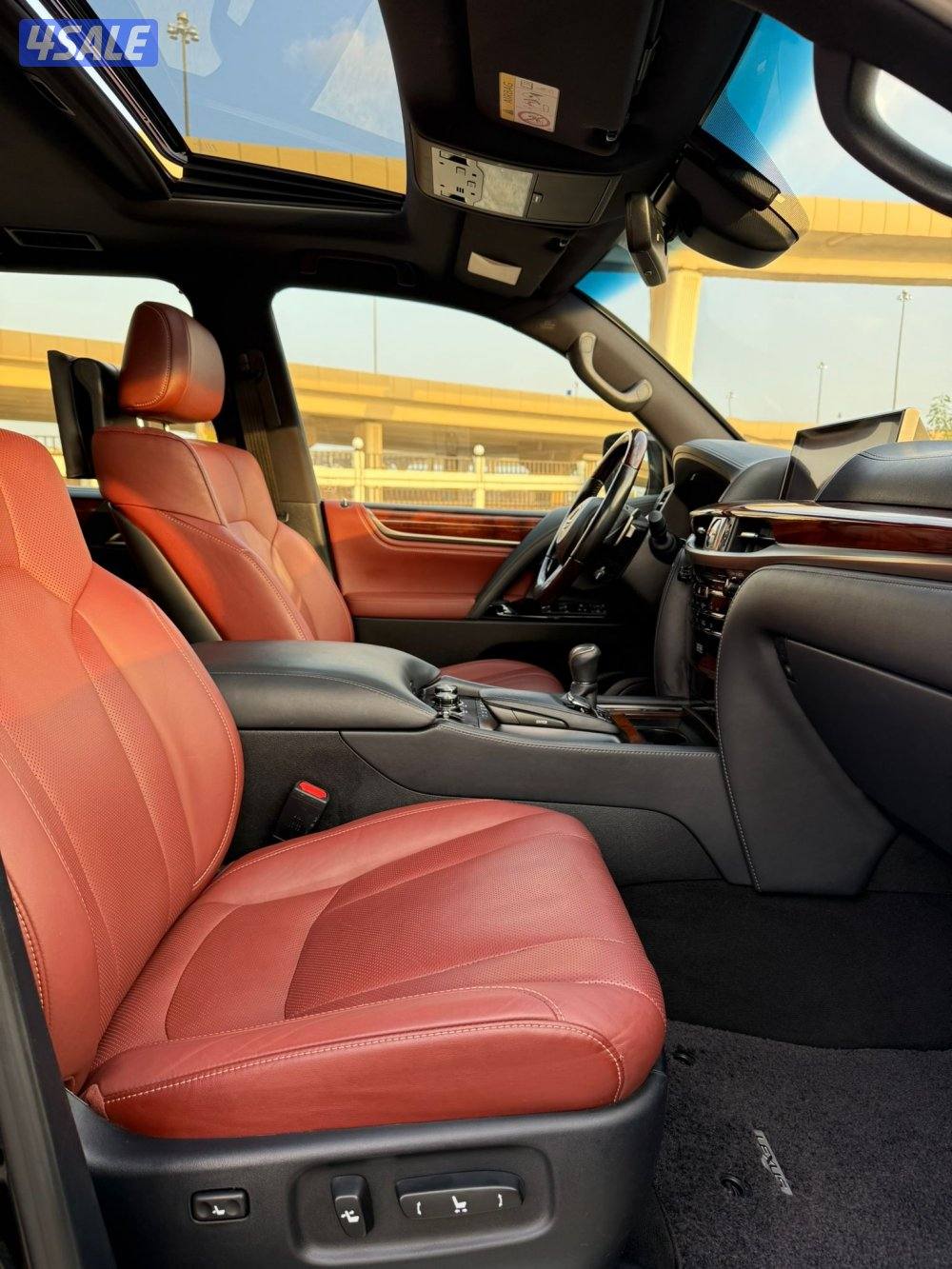 للبيع جيب لكزس 2020 الدرجة الاولى5