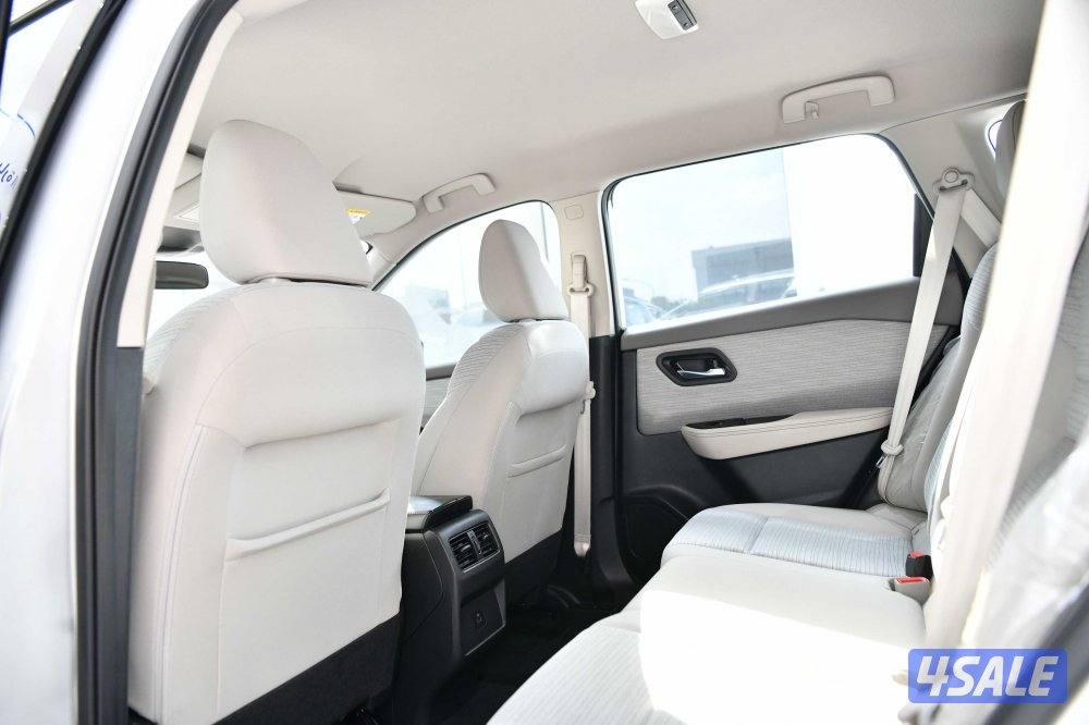 نيسان اكس تريل4