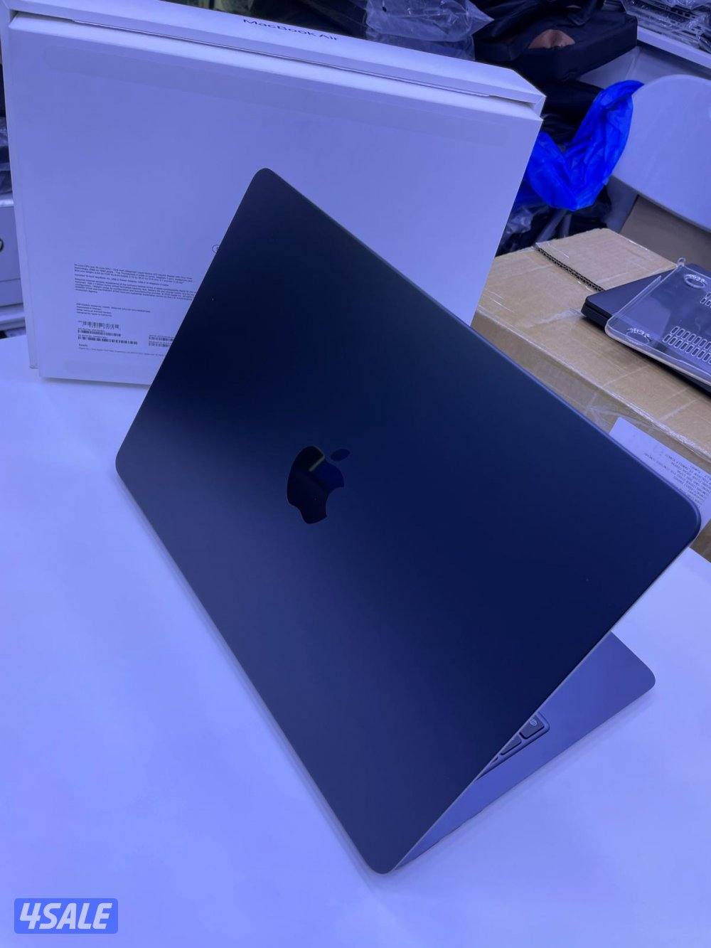 MacBook Air M4 16GB 512GB – مستعمل نظيف – ضمان 20267