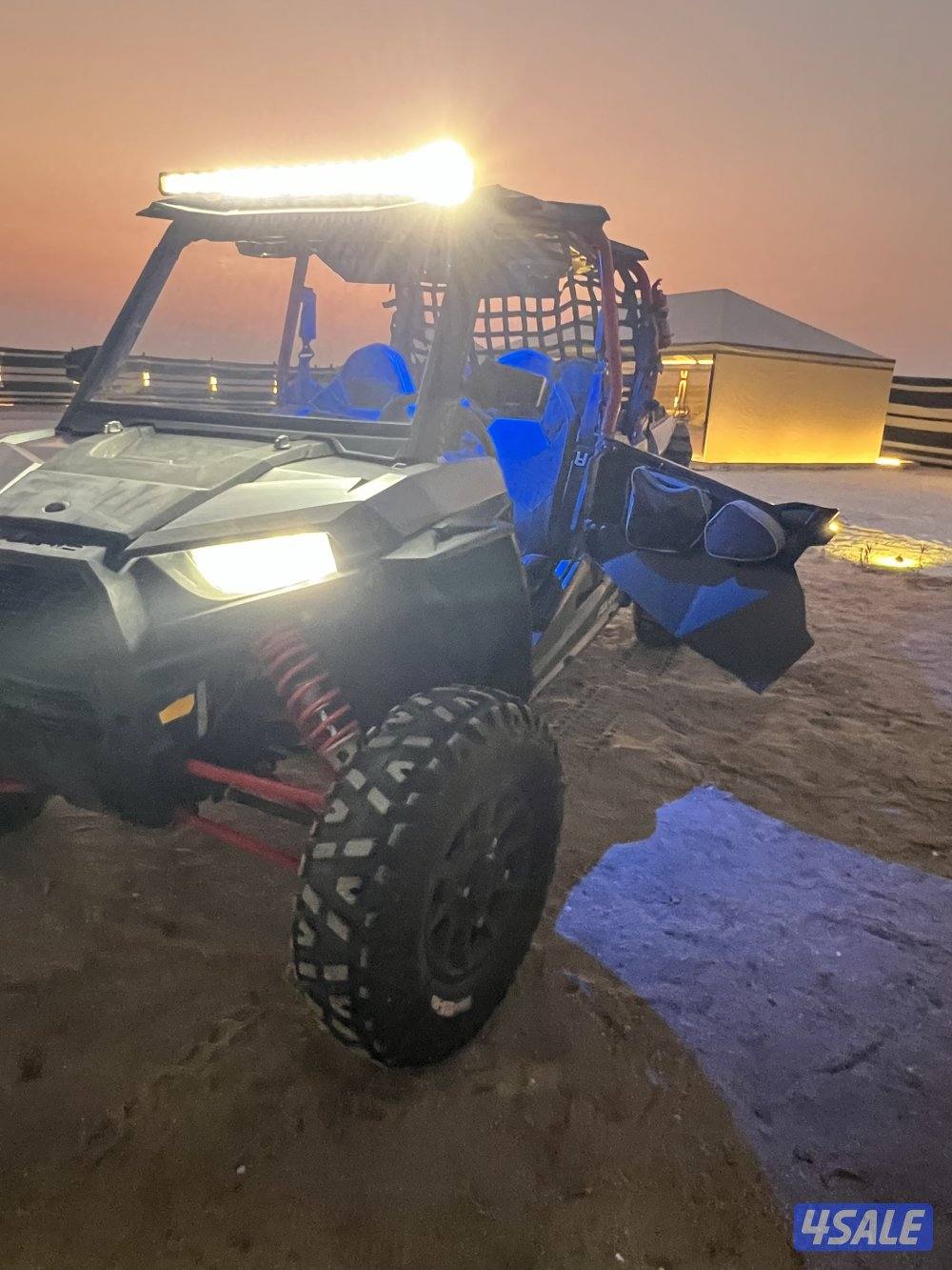 للبيع RZR 1000 سى سى مديل 20174