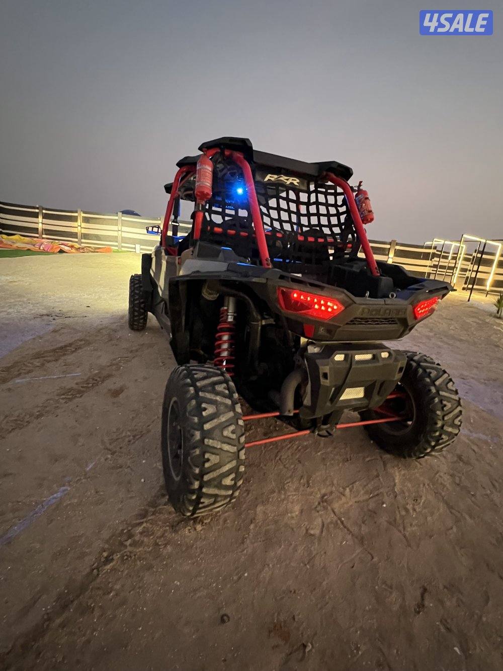 للبيع RZR 1000 سى سى مديل 20176