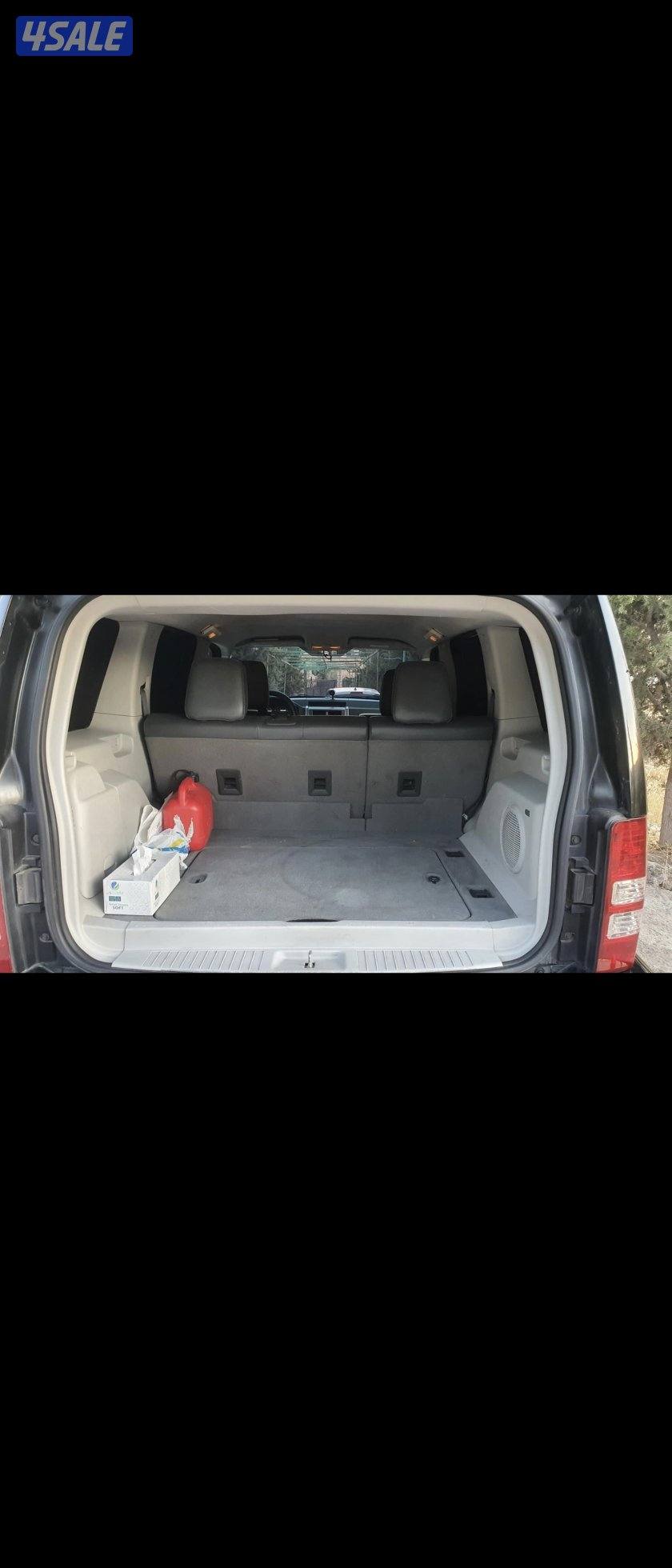 للبيع جيب ليبرتي سبورت موديل 2008 .
 اللون الخارجي اسود داخليه جلد لون5