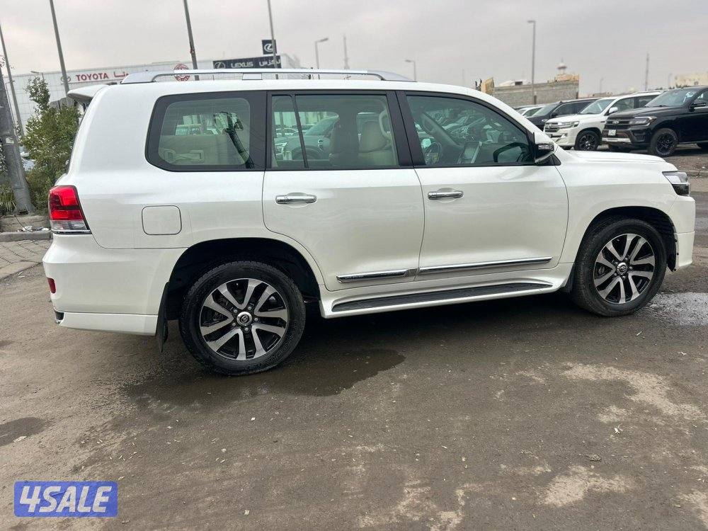 لاند كروزرGX.R تورينق-V8 موديل 2019 ماشى 85.000 k.m   وارد الساير .3