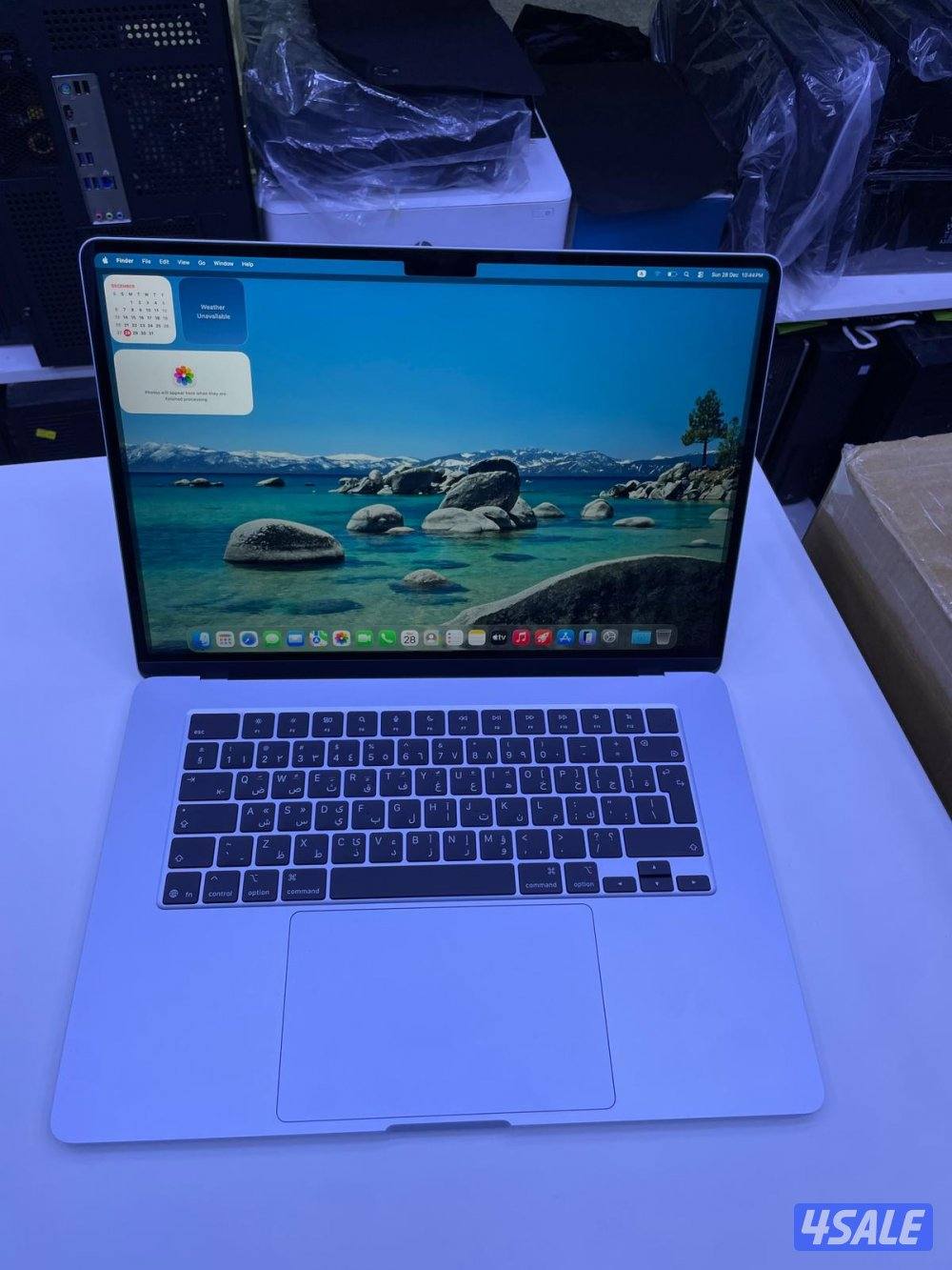 MacBook Air M4 15” – 16GB / 256GB – شبه جديد0