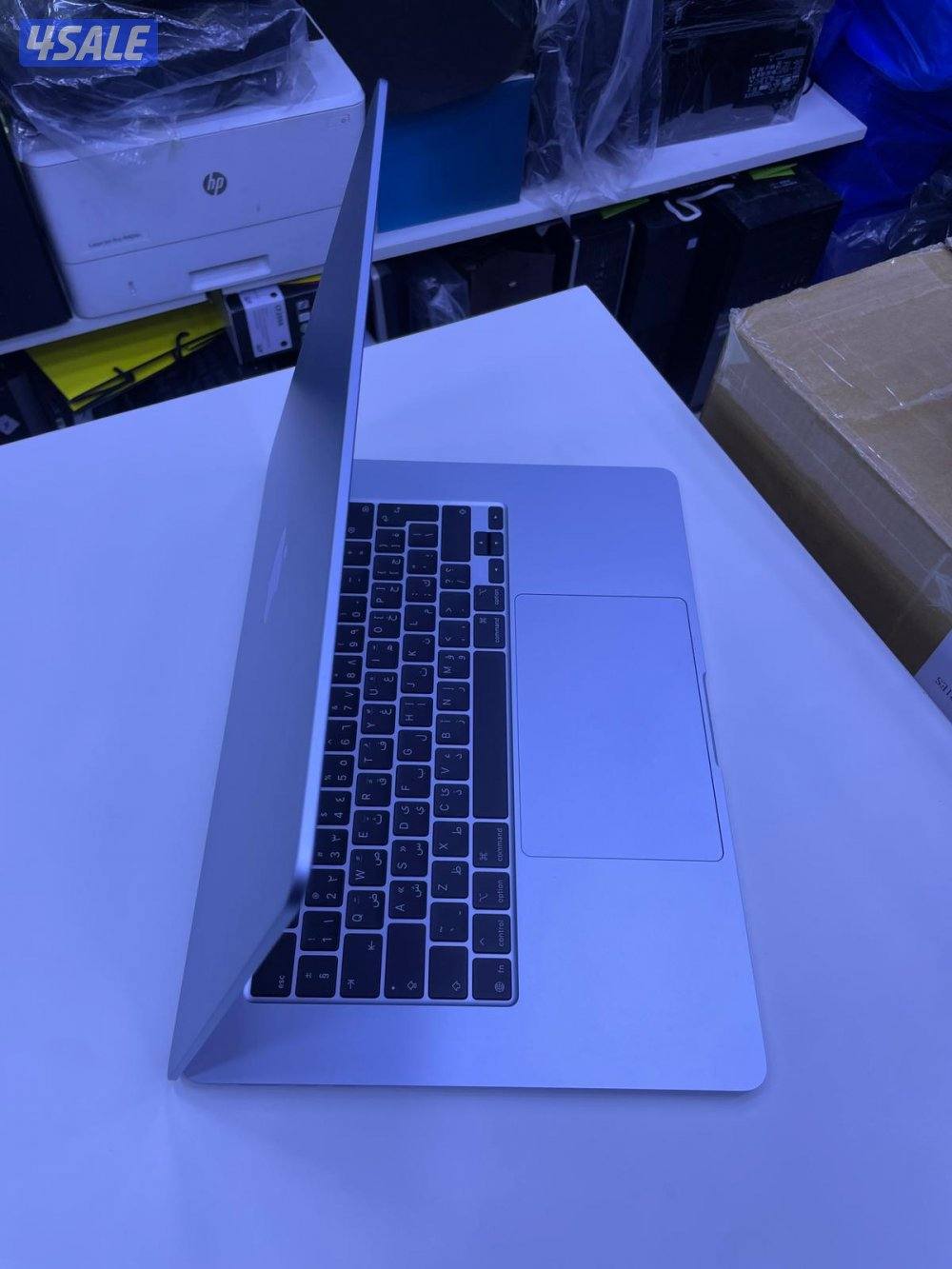 MacBook Air M4 15” – 16GB / 256GB – شبه جديد5